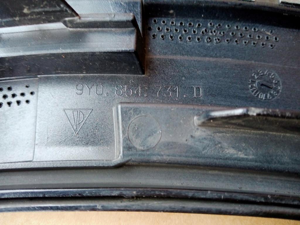 фото №8, Porsche cayenne iii gts левая молдинг крыла задняя