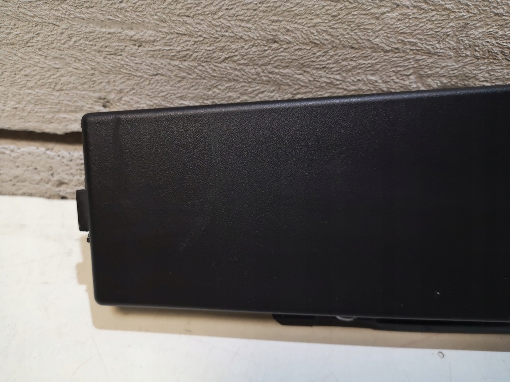 фото №2, Молдинг дверь левый задняя jeep renegade 2019-