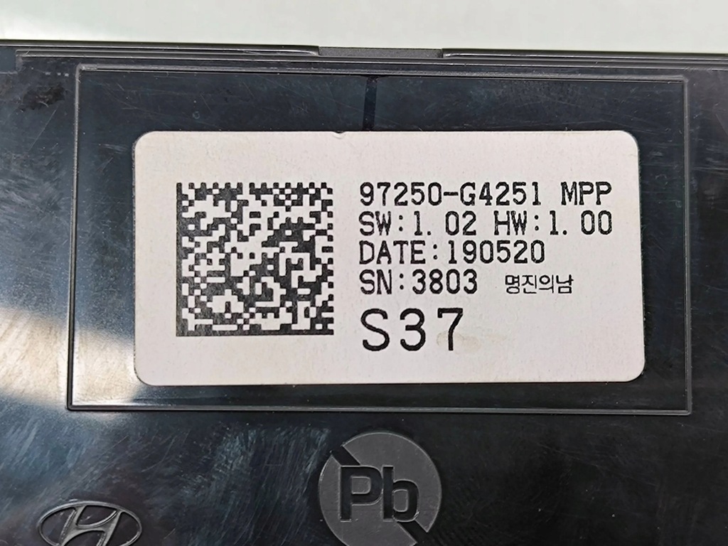 фото №7, Hyundai i30 2017 панель кондиционера