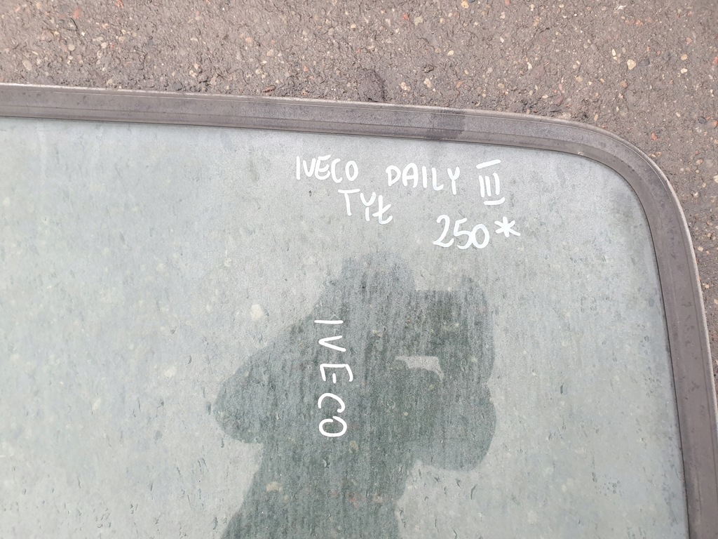 фото №6, Скло задня задня iveco daily iii