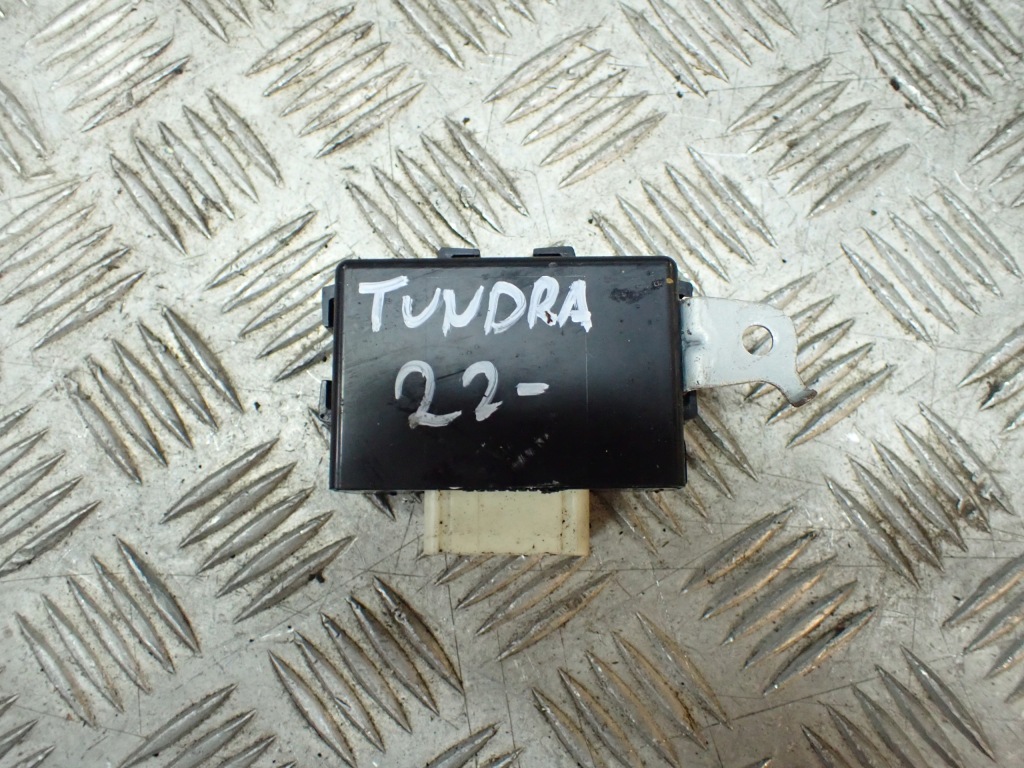 Модуль реле фаркоп буксировочный буксировка toyota tundra sequoia 2022- Недорого