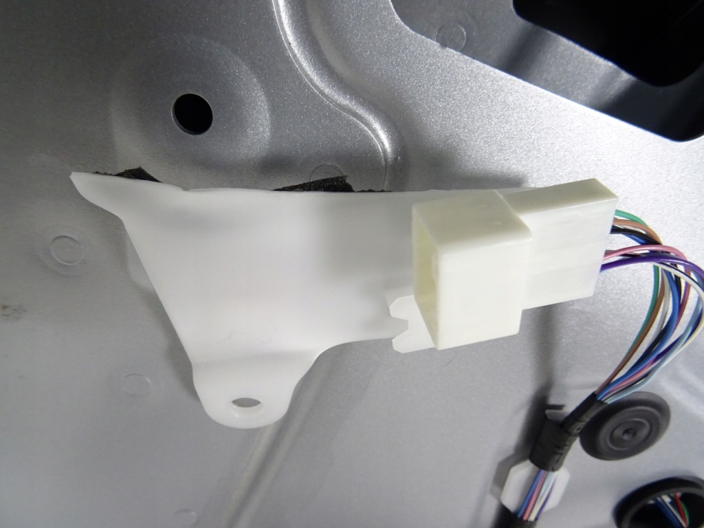 Lexus ux 250h дверь правое перед передние 1j4 2021 Киев