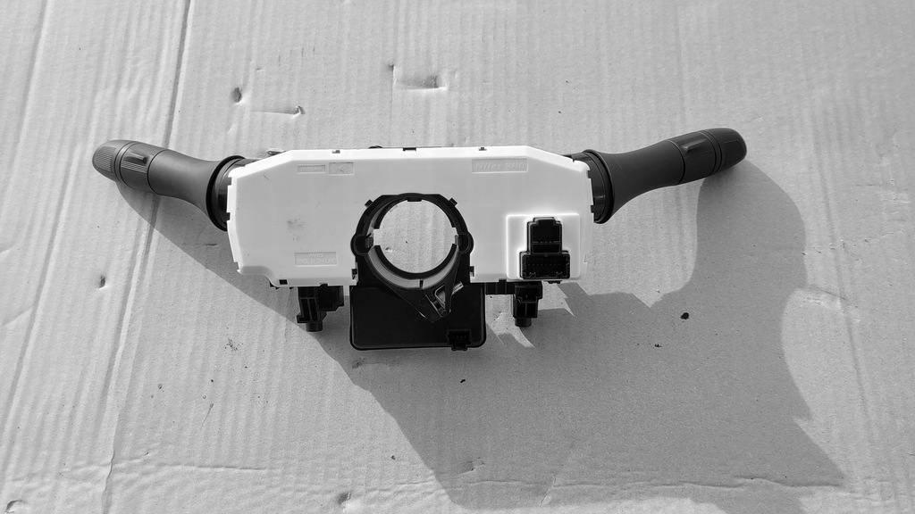 фото №14, Перемикач перемикачі датчик повороту qashqai ii j11