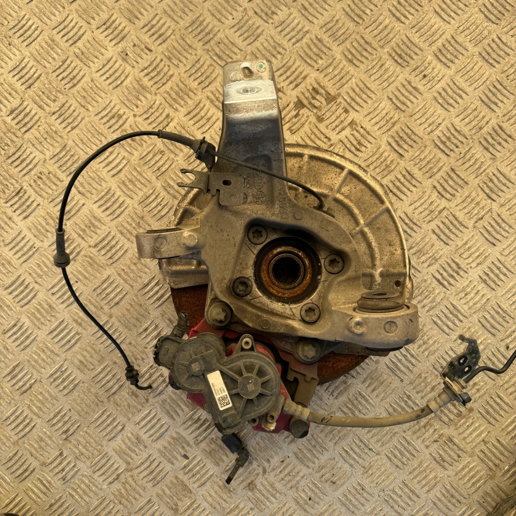 фото №2, Поворотний кулак комплектна задня ліва alfa romeo stelvio 2.2 d