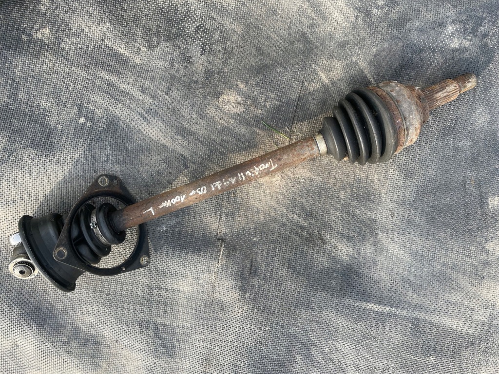 фото №1, Приводной вал левая trafic ii 1,9dci vivaro