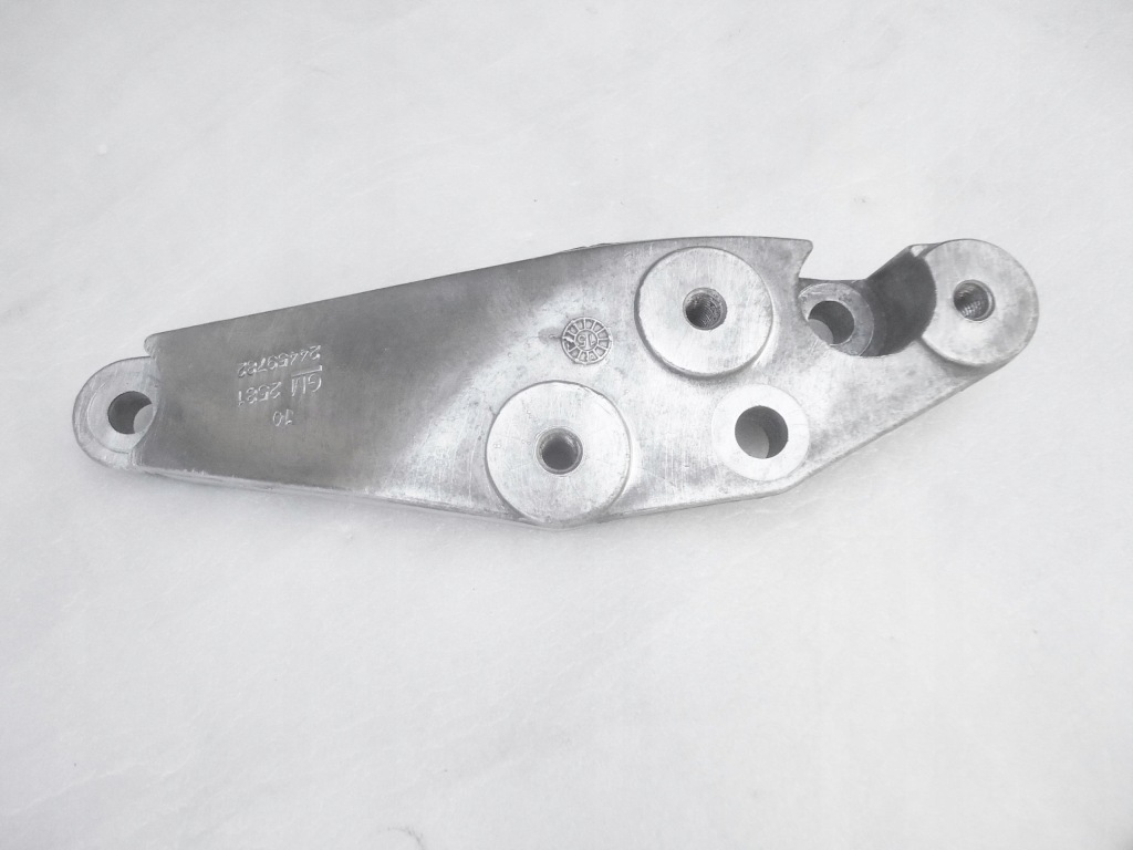 фото №1, Opel meriva astra , combo 1,6cdti кронштейн коробки