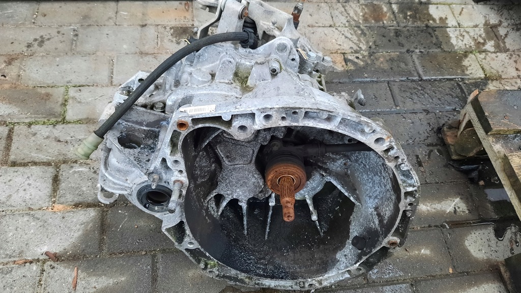 фото №1, Коробка передач передач renault scenic 1.9 dci 8200361232