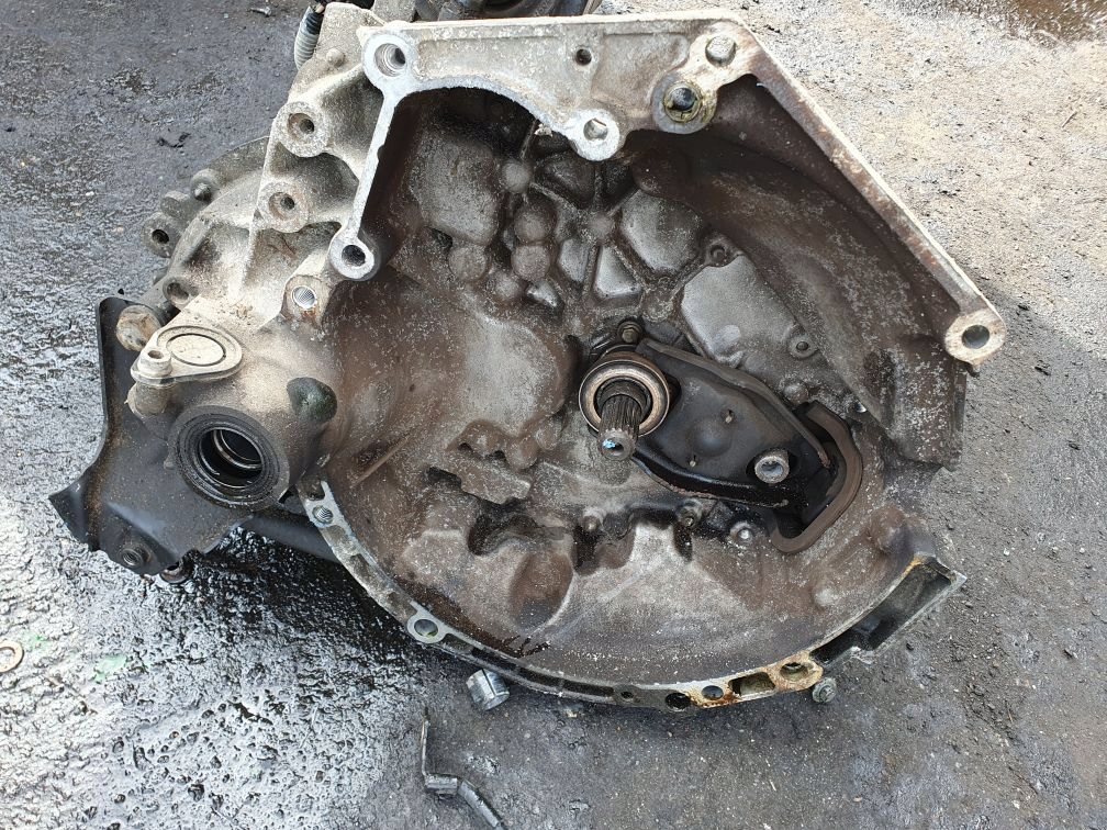 Стартер citroen c3 автоматична коробка передач plurier 1.6 benz 2003 Зі Шроту