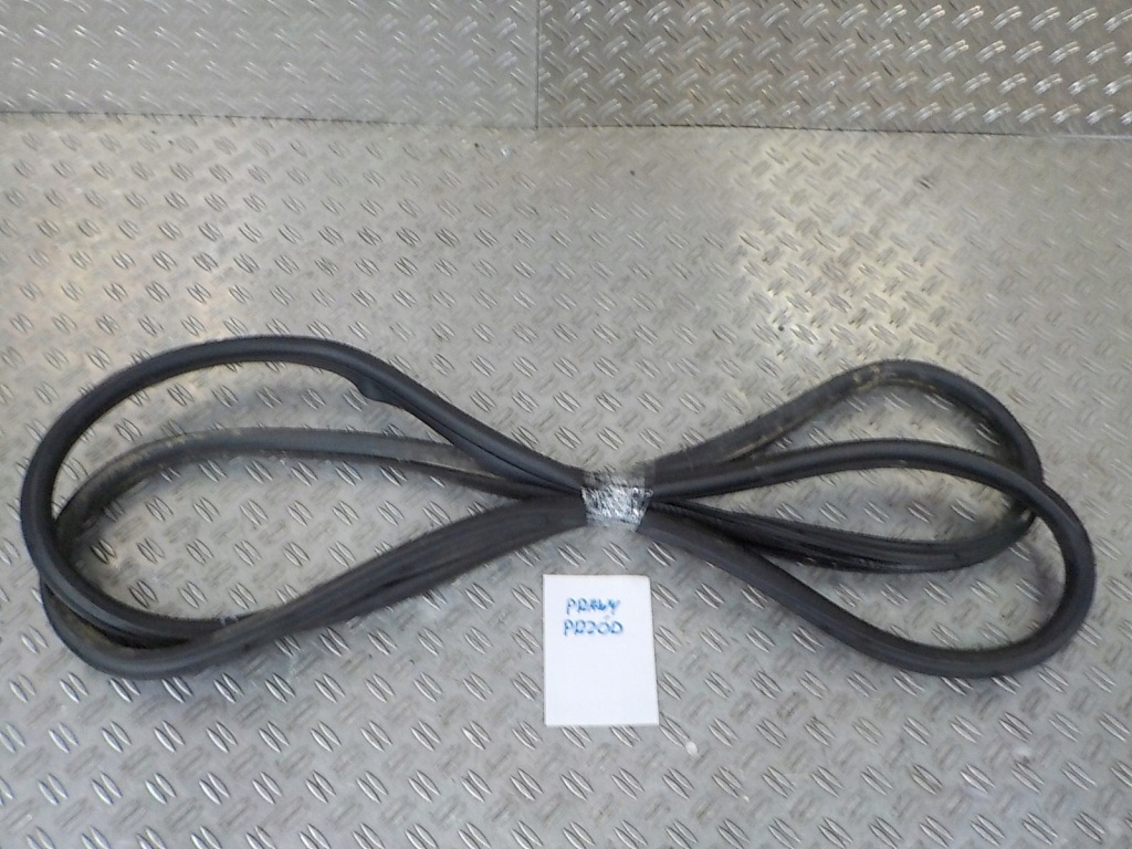 фото №1, Sprinter 910 18-20 прокладка дверь правый перед