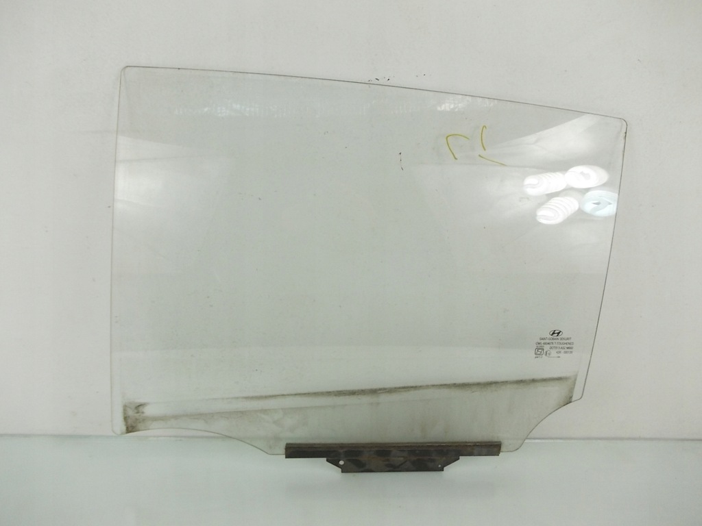 фото №1, Стекло левый задняя hyundai i20 08-14