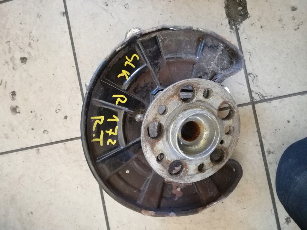 Купити Mercedes slk w172 r172 поворотний кулак ступиця задній права 1720405