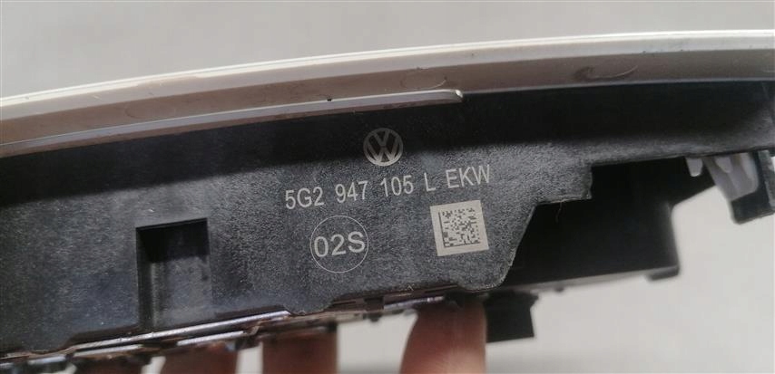 фото №4, 5g2947105l лампа стельовий vw golf vii 7