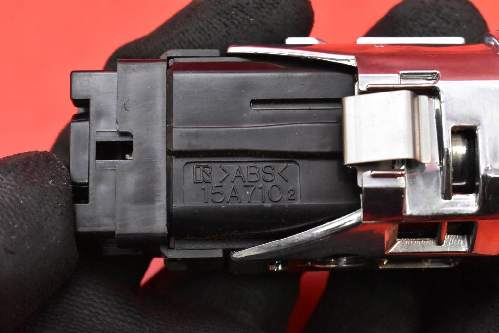 фото №11, Замок зажигания ключ кнопка кнопка старт/стоп 626399-000 toyota prius ii xw20 03-11