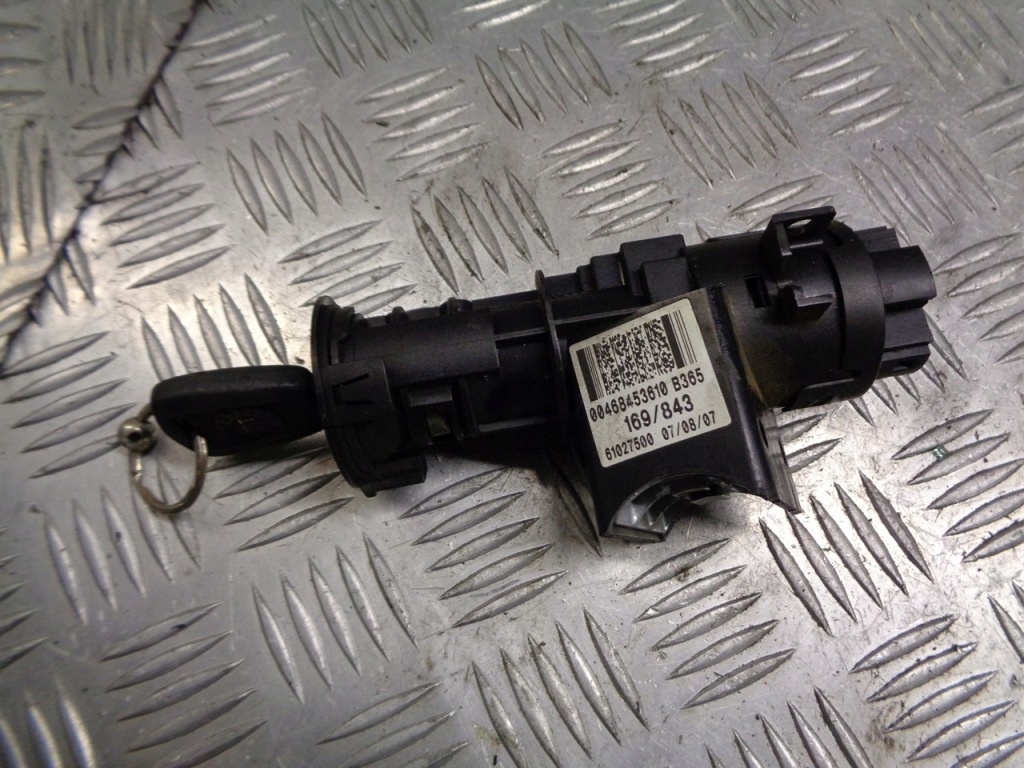 фото №1, Замок зажигания с ключ fiat panda ii 00468453610