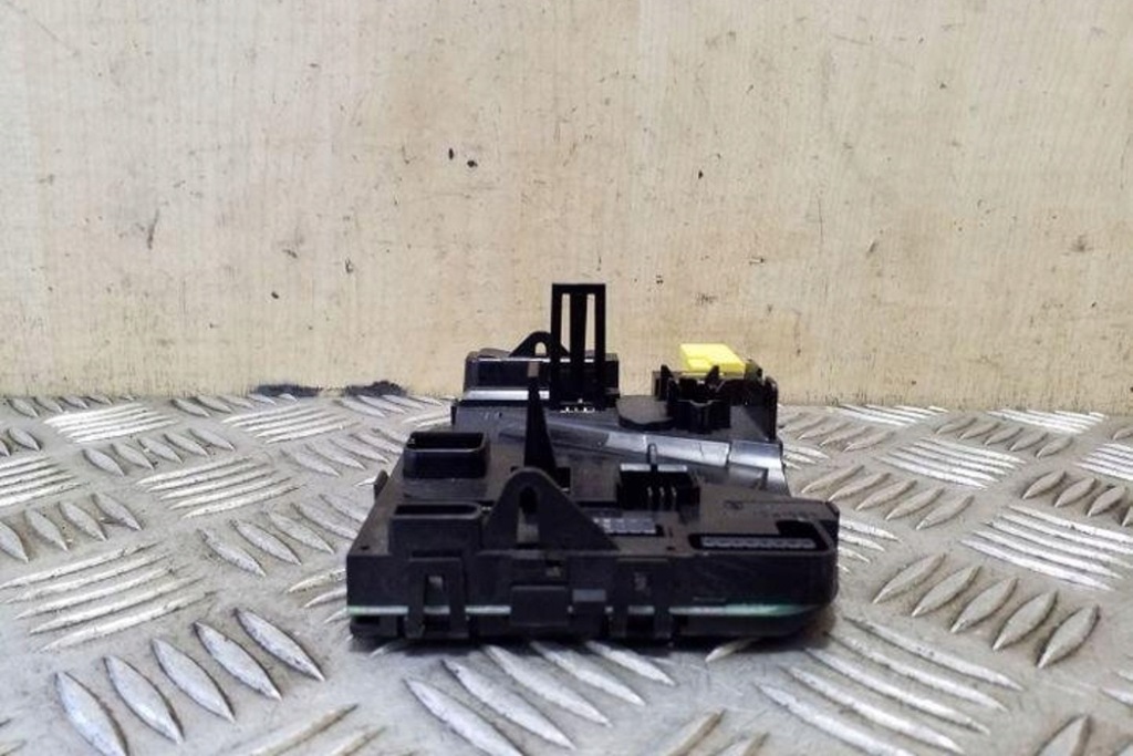 фото №7, Другое модули vw tiguan 5n_ 1k0953549bn 2.0l дизель 125kw 2008