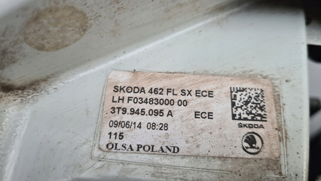 Skoda superb 2 рестайлинг  12-15r универсал фара левый задний  led 3t9945095a Недорого