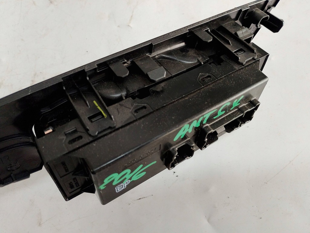 фото №6, Nissan qashqai панель керування вікон 809614eh0ax europa