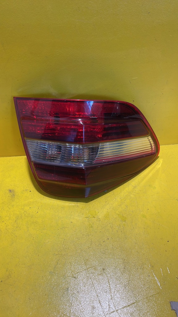 Купить Mercedes ml350 - лампа / фара - левый задний  - a1649061100 - uk