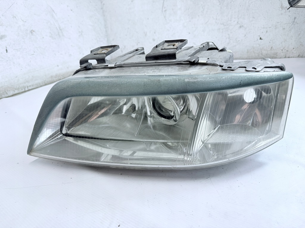 фото №1, Лампа левая фара левый перед audi a6 c5 ксенон