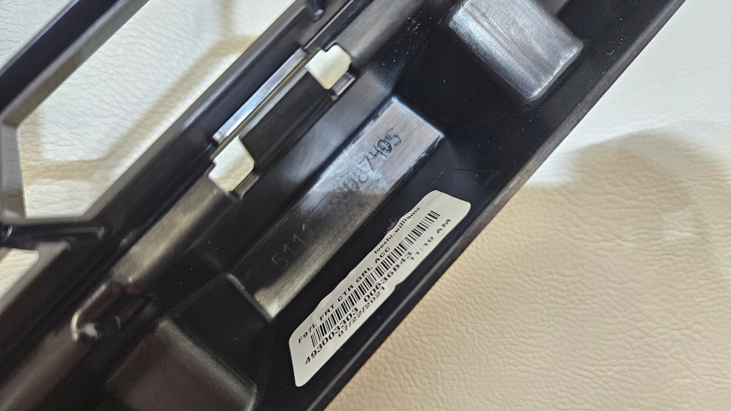 Решітка середня бампера bmw x3 f97 x4 f98 8087405 nowa Київ