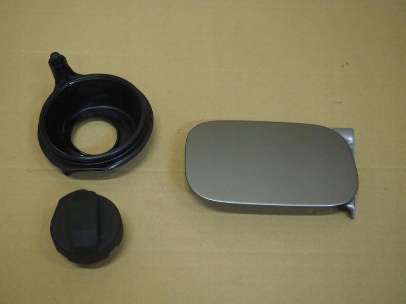 фото №1, Крышка заливной топлива audi a4 b6 kombi