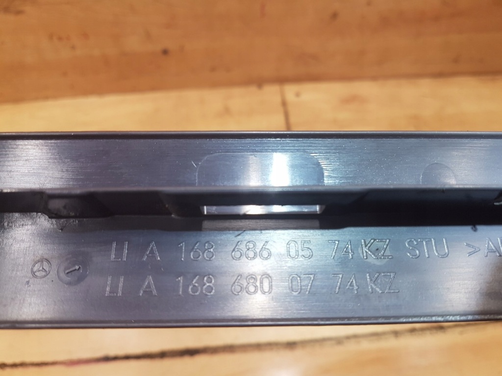 Молдинг захист поріг 2szt пара mercedes w168 Доставка