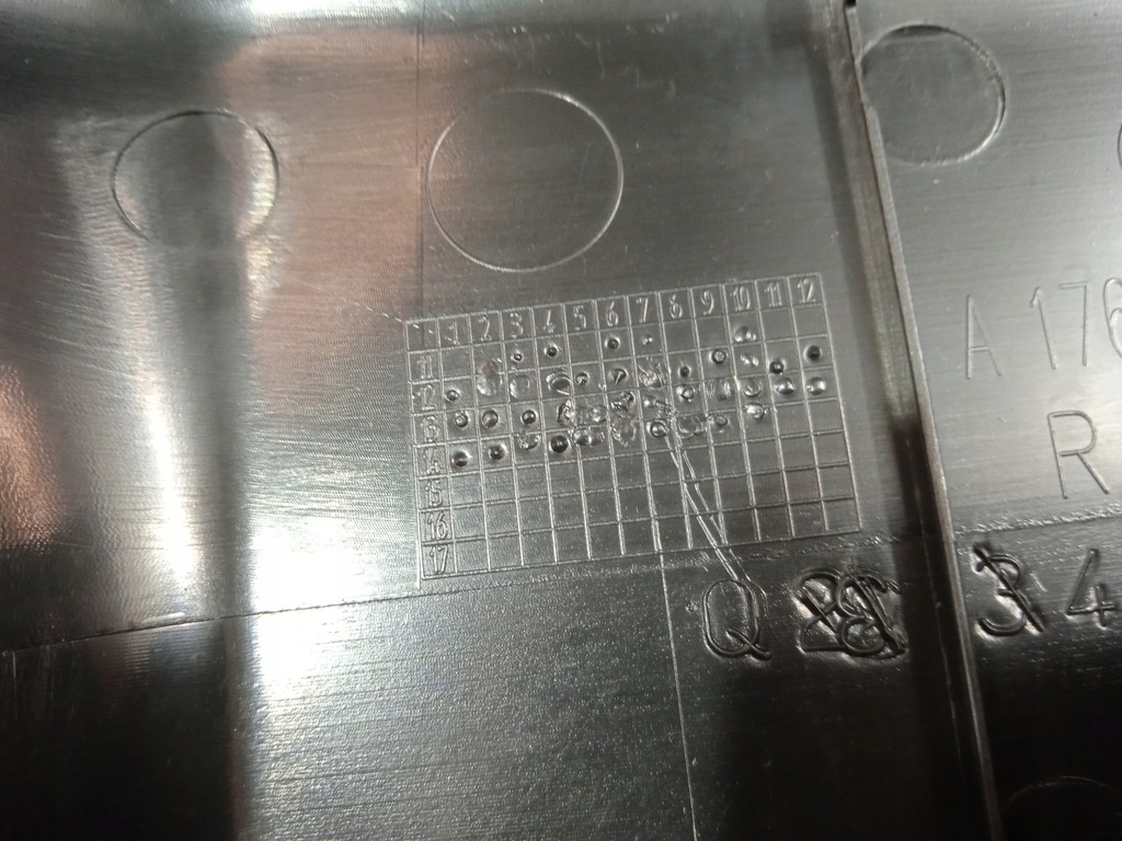 фото №9, Mercedes a-klasa w176 правая защита обшивка стойка