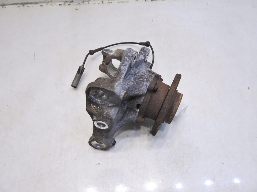 Ступиця поворотний кулак правий перед з abs bmw 3 e91 2.0 d Зі Шроту