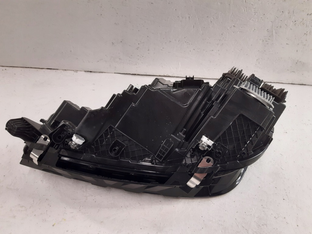 фото №10, Bmw ix m60 лампа права перед laser 5a3cea2-03