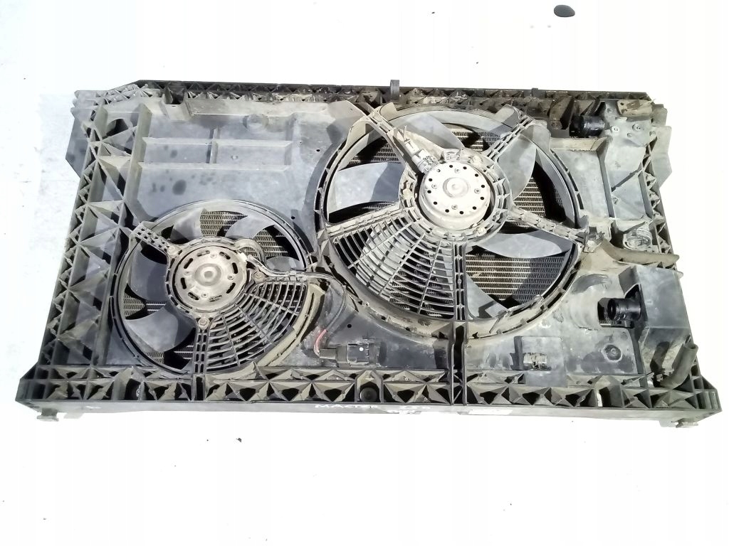 фото №1, Renault master pas передний радиатор вентиляторы