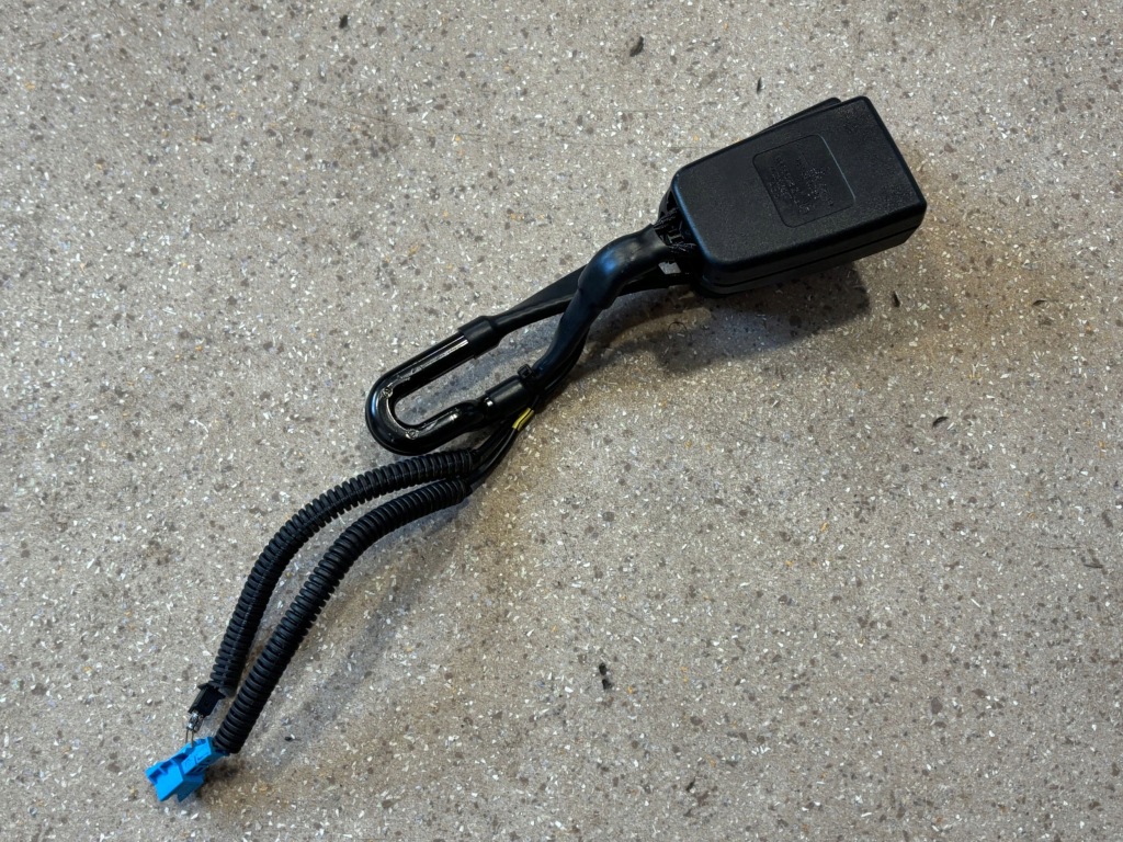 Пряжка поперечина заднього задній mercedes-benz s w222 a2228600869 в Україні