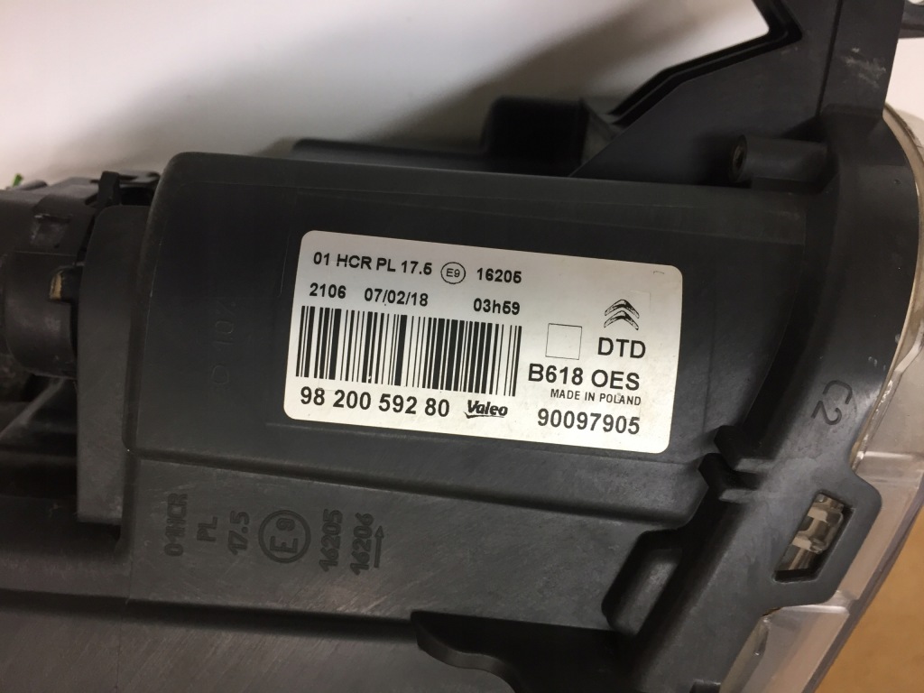 фото №4, Citroen c3 iii лампа правая передняя + штекер