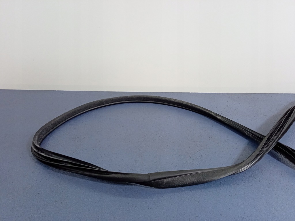 фото №2, Ford mondeo mk4 прокладка дверь перед правая