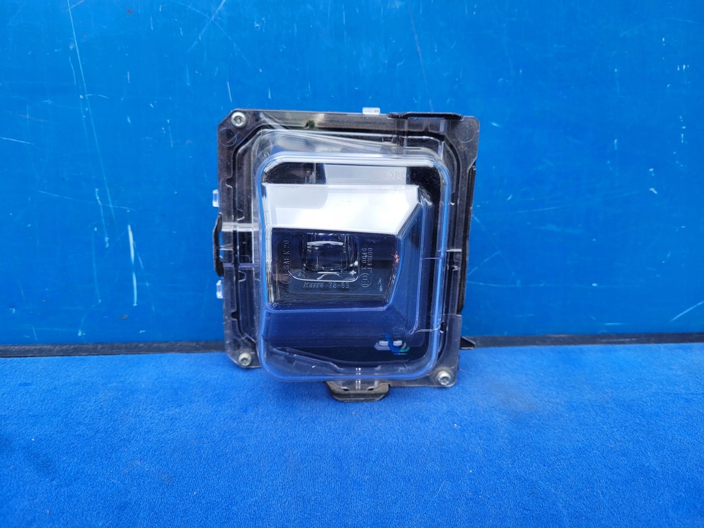 фото №1, Lexus nx nx350h nx450h+ 21- 2021- противотуманная фара правый