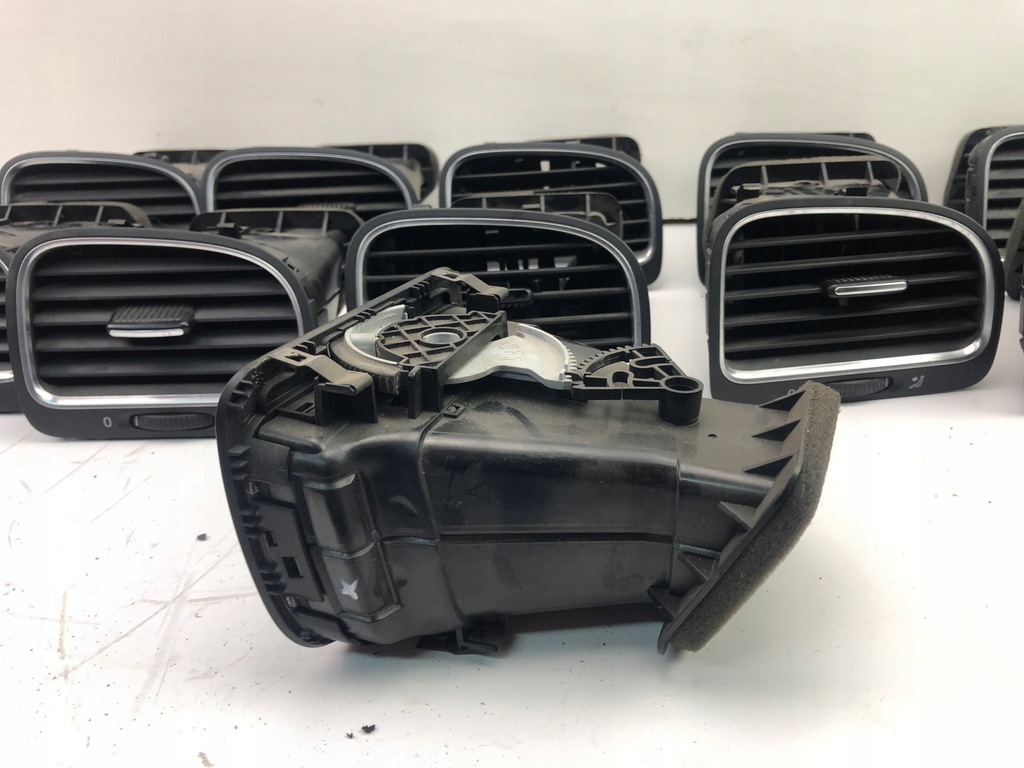 фото №5, Vw golf vi решітка обдув права 5k0819710d