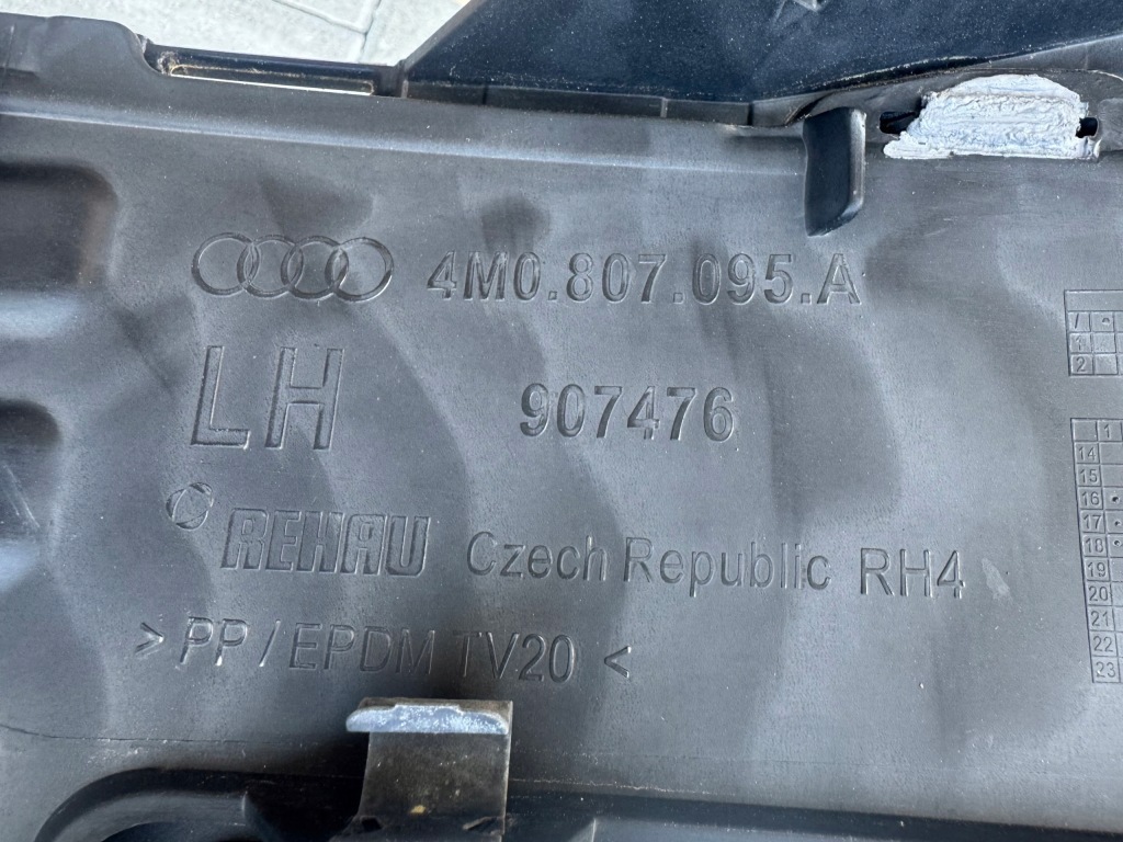 Бампер перед audi q7 4m0 s-line 4 pdc оригинал Киев