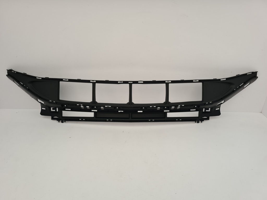 фото №1, Решётка бампера перед mercedes c-klasa w206 amg