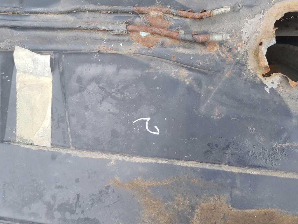 Бак топлива bmw e30 узкая лампа Киев