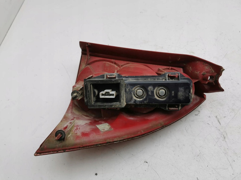 фото №10, Peugeot 307 2003 ліва сторона лампа задня