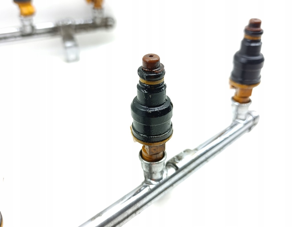 фото №8, Молдинг впрыскная ford f150 5.4 v8 f75e-970804a