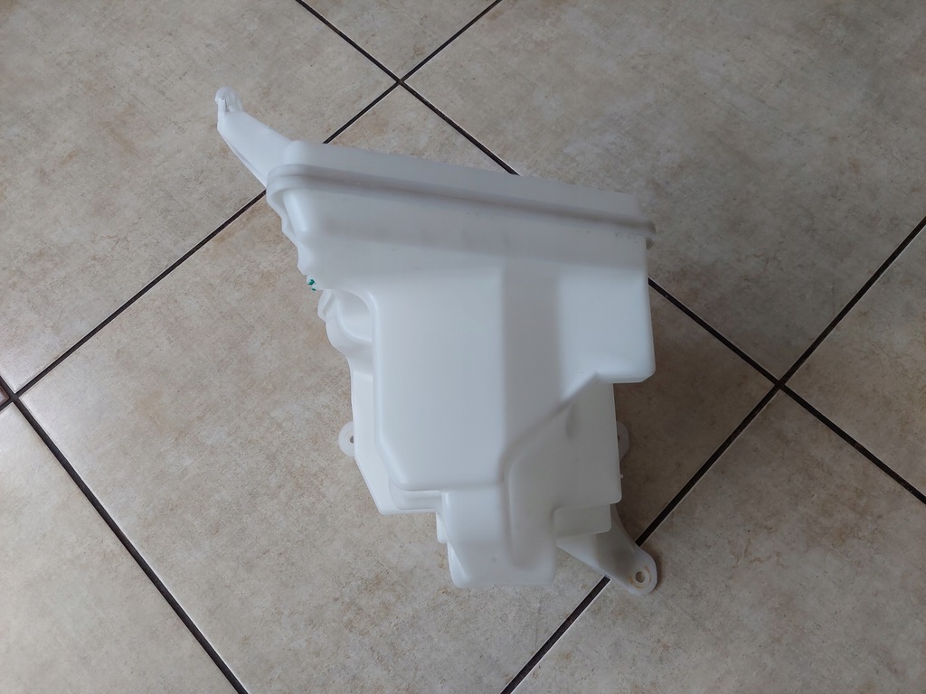 фото №6, Бачок омывателя - toyota verso - 09-12