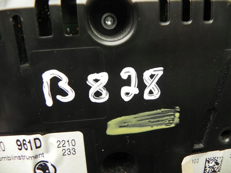 фото №7, Приборная панель приборная škoda octavia iii 2013 mph км/ч механический коробка передач передача