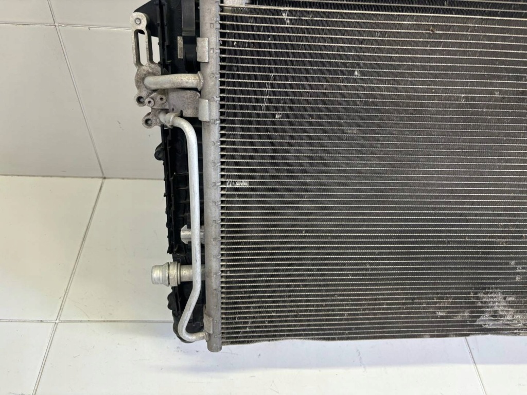 Комплект радиатор jaguar e-pace 2020 j9c319710aa с Разборки