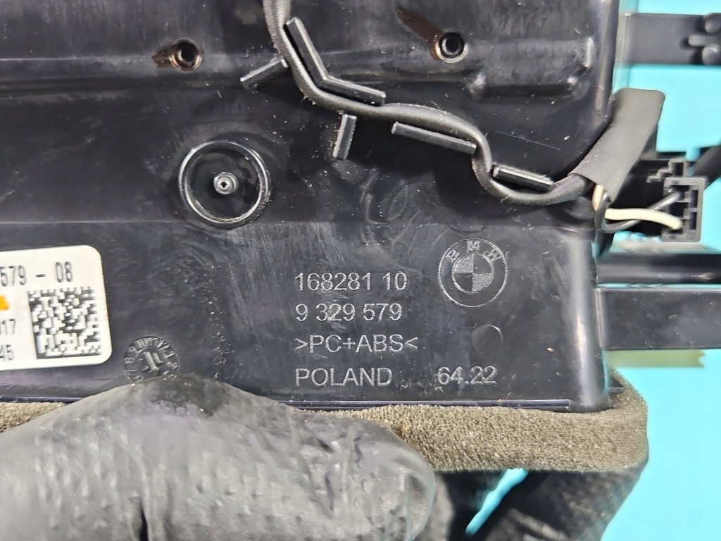 Купити Решітка обдув середня 5 g30 2017-2024 9329579 європа