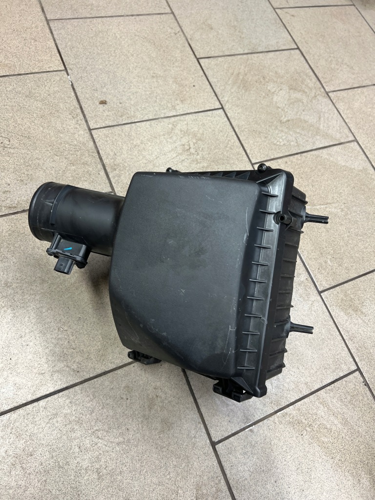 фото №1, Корпус фільтра повітря trafic iii vivaro b