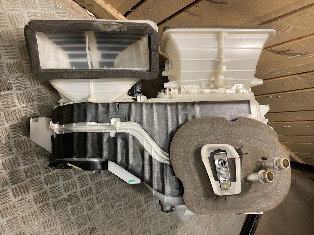 фото №1, Отопитель вентилятор alfa romeo mito 12-