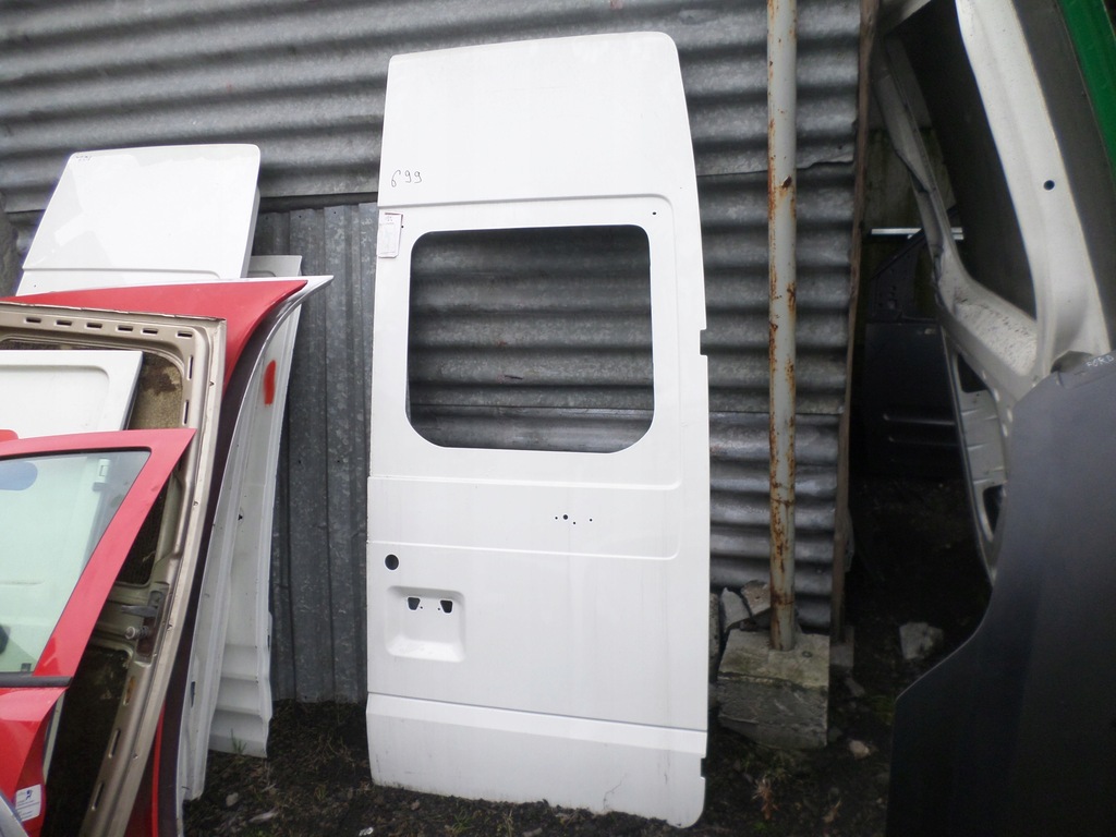 фото №1, Transit v 5 2000 дверь правый задняя задний целый