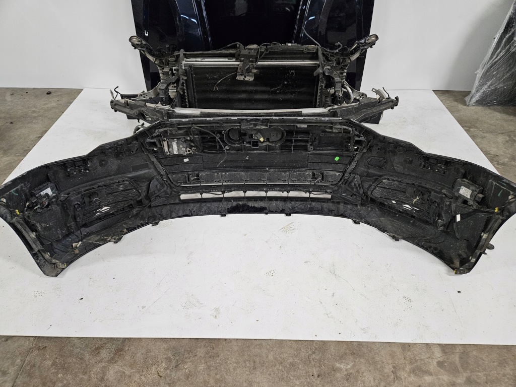 Audi a6 c8 4k комплектный  перед бампер капот ремень радиатор фонари matrix с Разборки