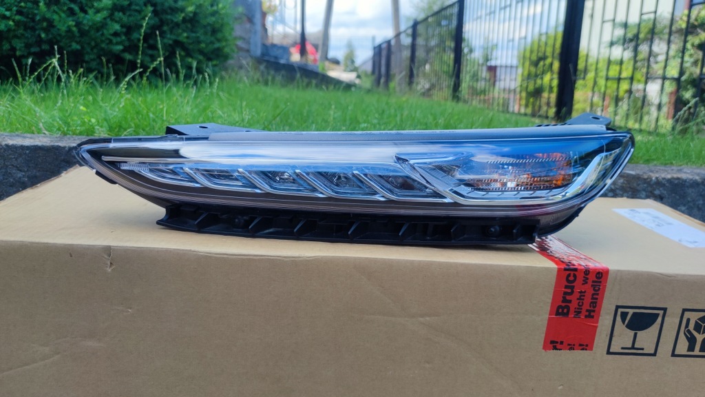 Купить Kona 17-20 фара led drl + поворотник левая
