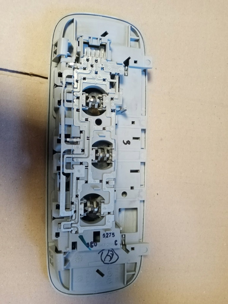 фото №5, Лампа освітлення кабіни стельовий vw passat b6 3c0947297c